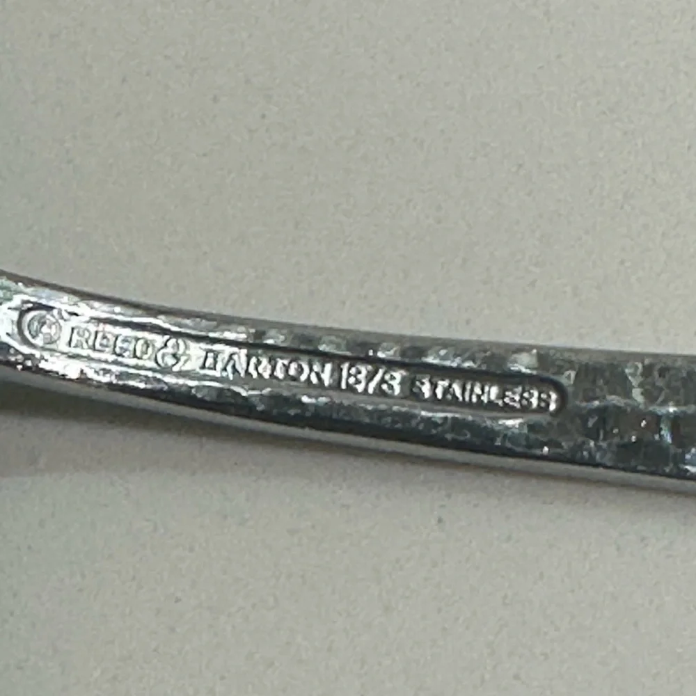 🚫 ISO 🚫 REED & BARTON HAMMERED ANTIQUE MATTE 18/8 STAINLESS TEASPOONS (Qty. 6+)